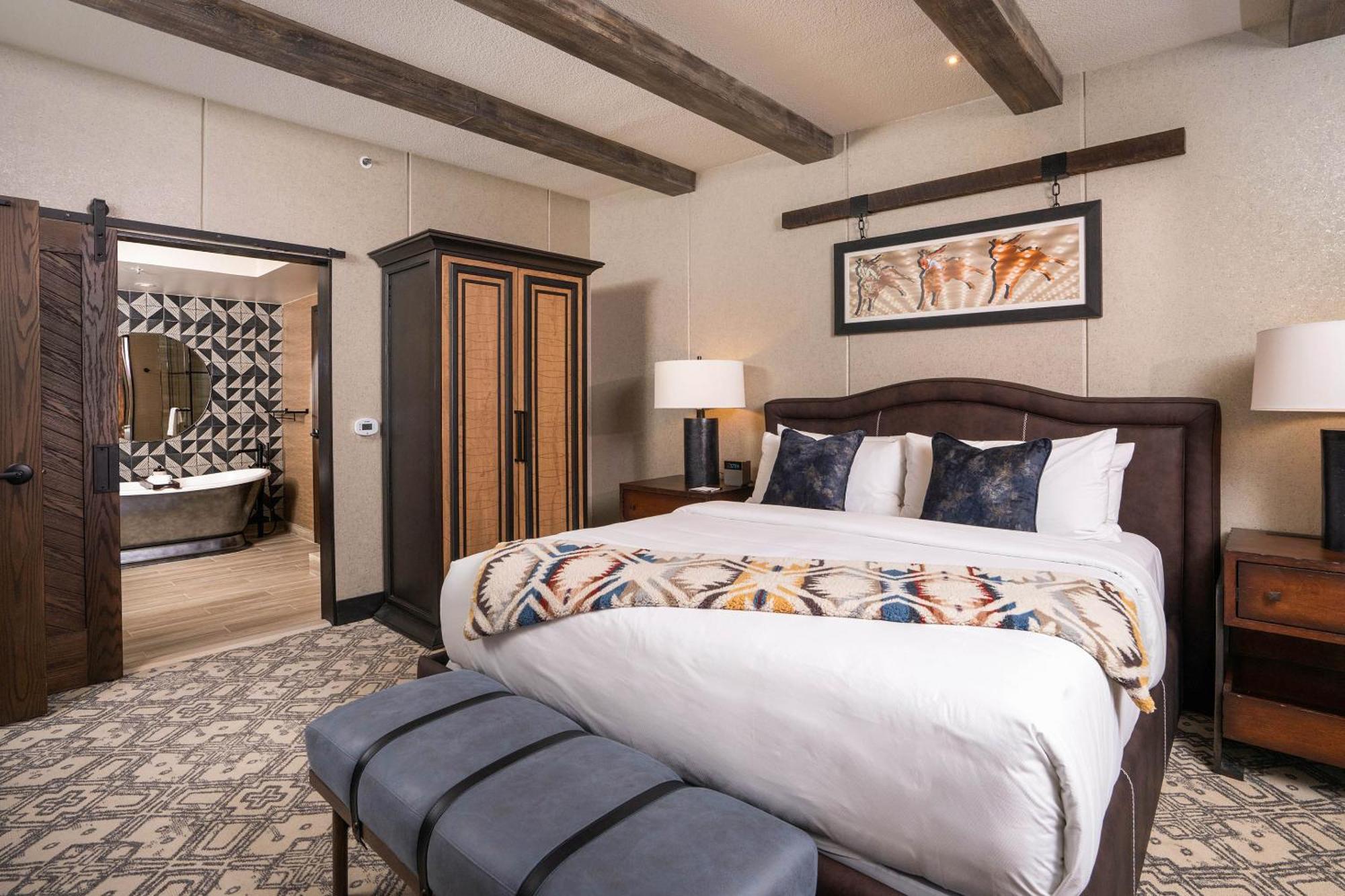 Silverton Casino Resort 3*